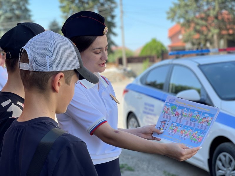 Сотрудники полиции Кабардино-Балкарии организовали островки дорожной безопасности во дворах жилых домов