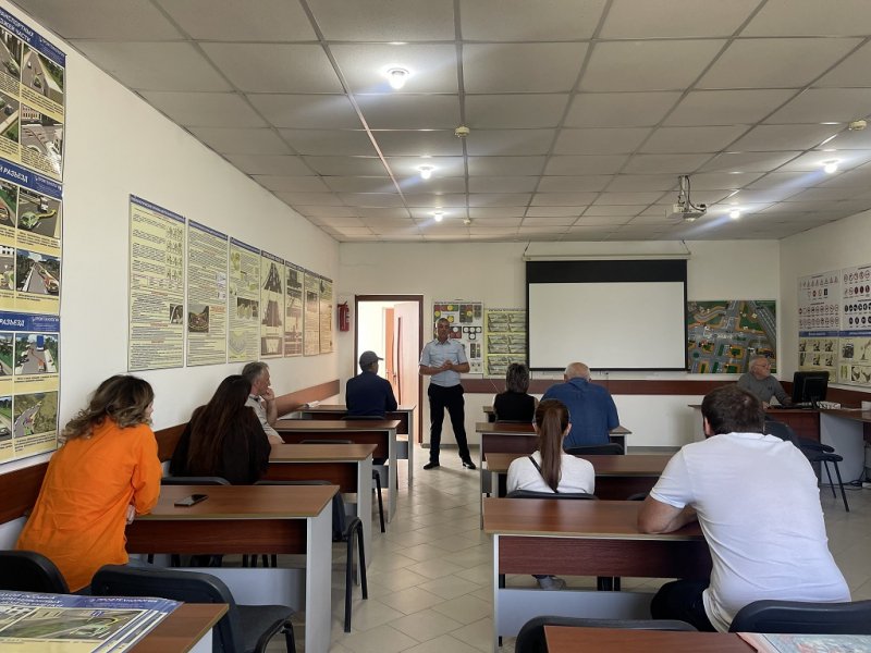 Кандидаты в водители в Кабардино-Балкарии прослушали курс лекций по безаварийному управлению транспортом